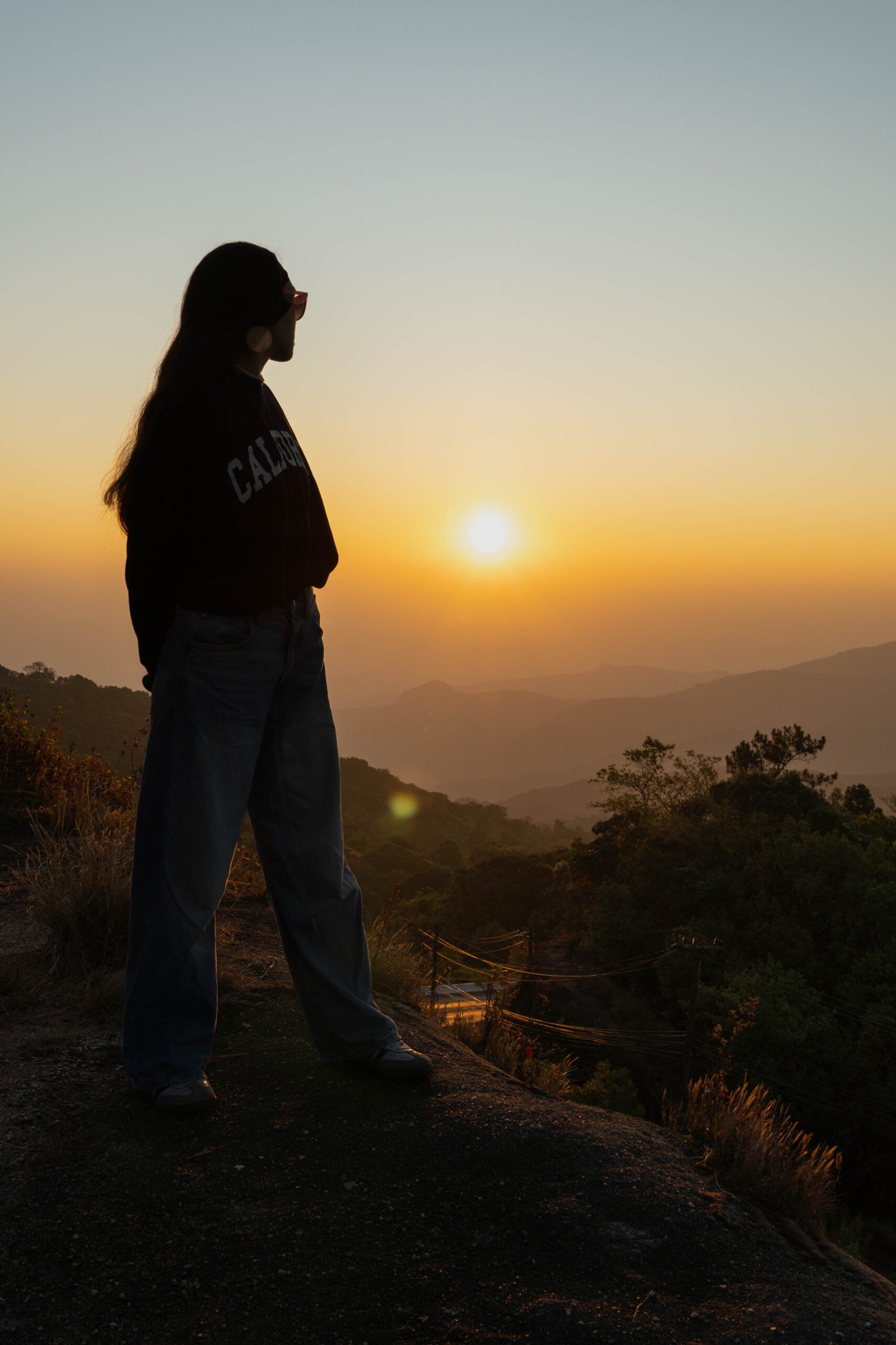 Wschód słońca z punktu widokowego km 41 w Doi Inthanon National Park